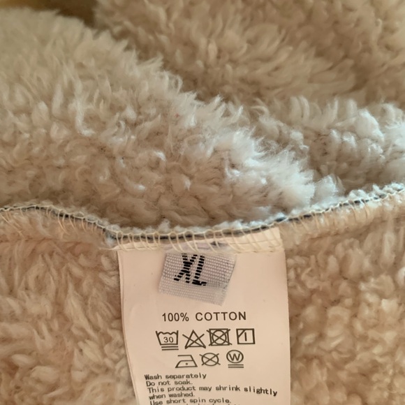 Patterned Fleece Jacket - Picture 4 of 4